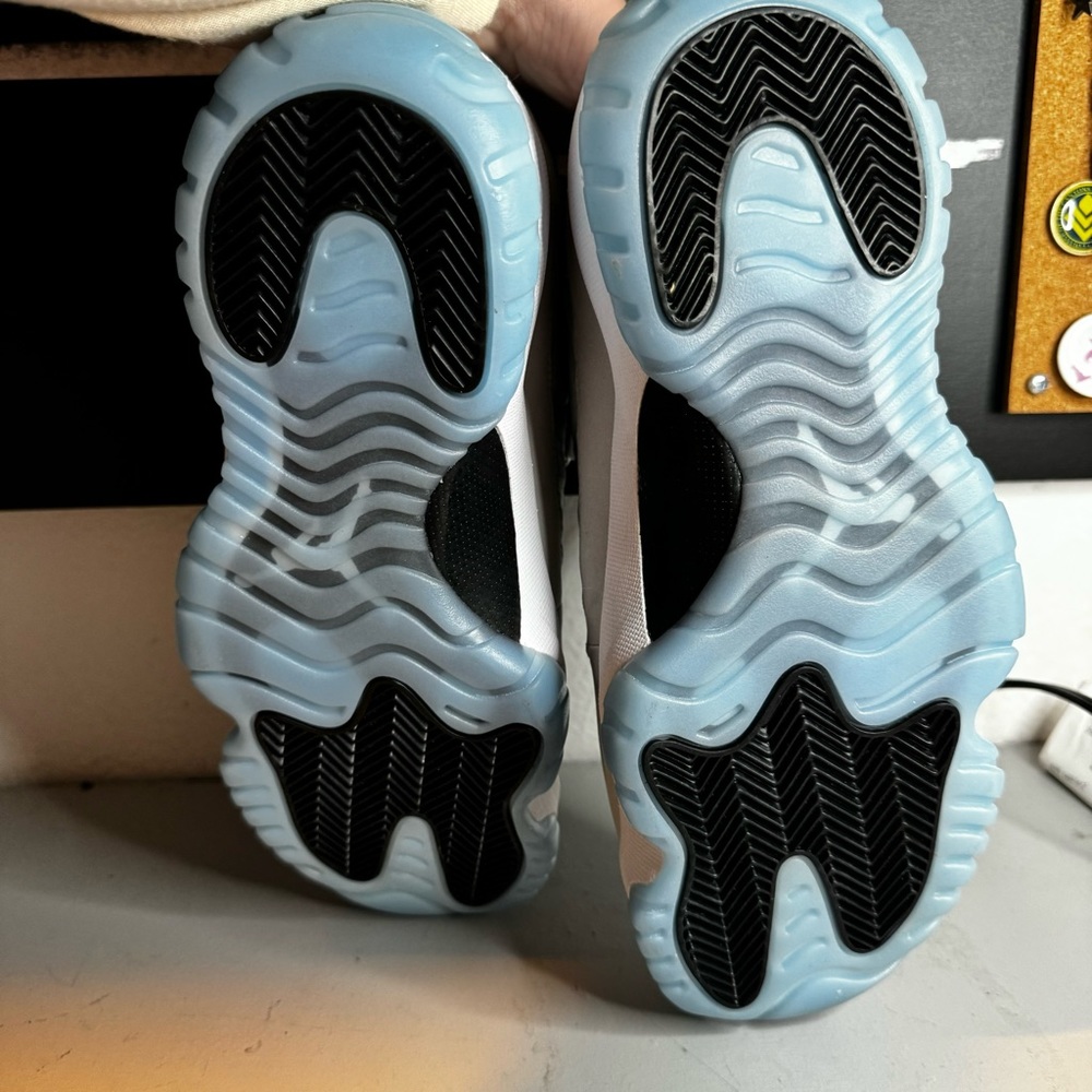 Nike - Picture 6 of 9